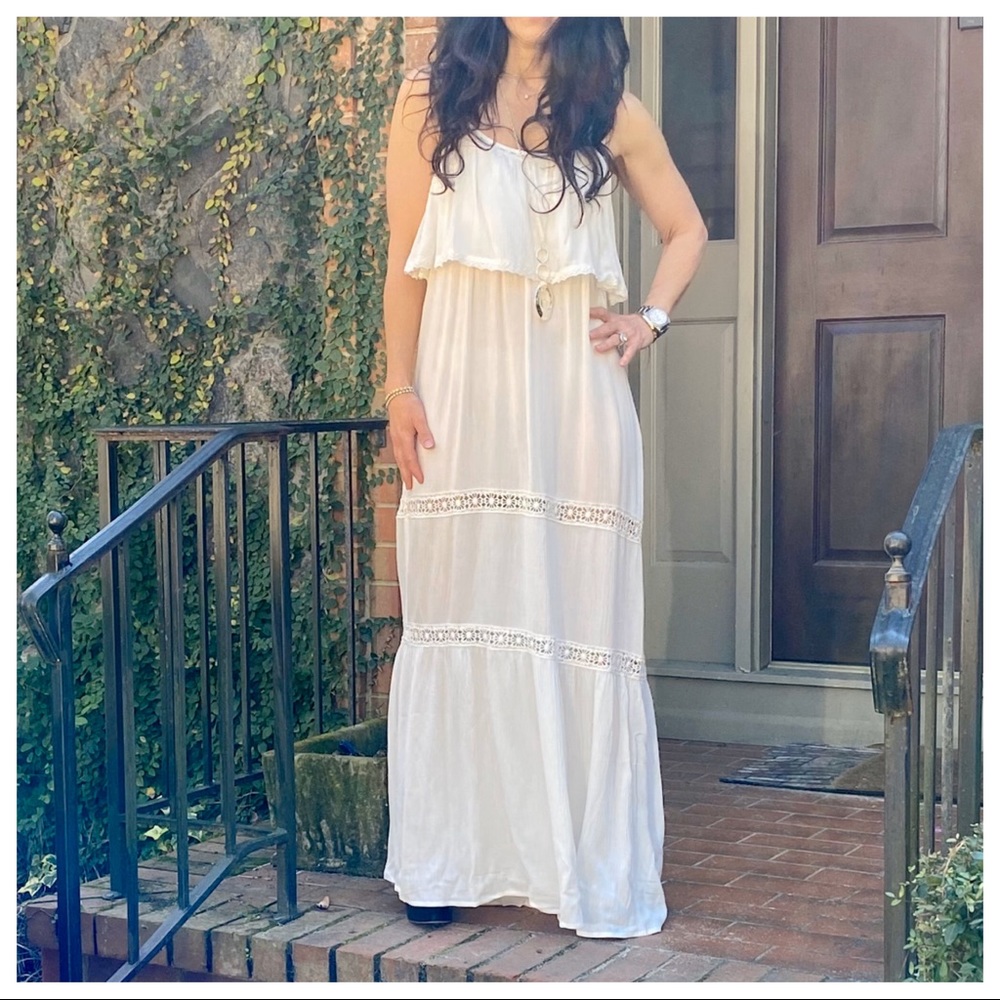 ✨LAST ONES✨BOHO CHIC OFF WHITE TANK MAXI DRESS - Picture 4 of 8